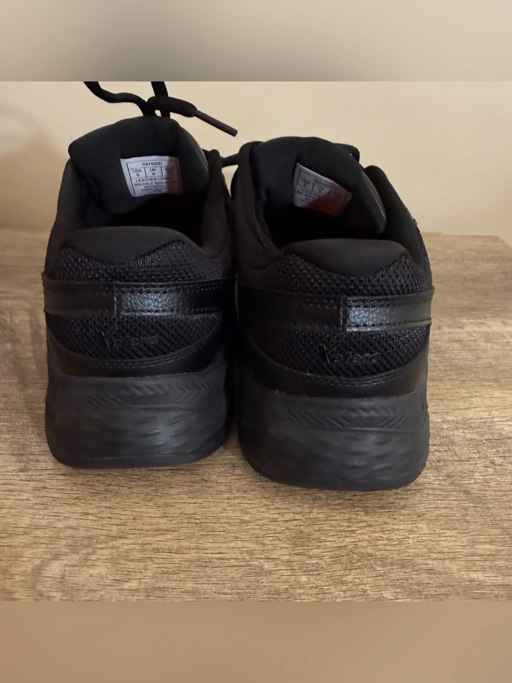 Xelero Performance Black Leather Slip Resistant Sneakers X97400D Women’s Sz 8